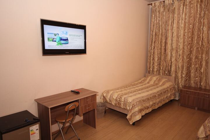 Hotel Entry
