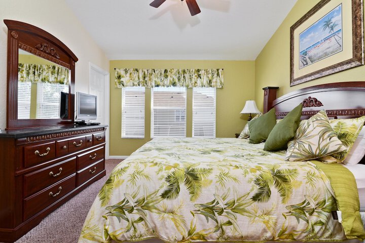 Room 2 of 24