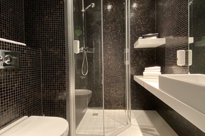 Bathroom Interior Photo