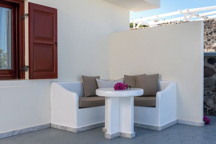 Terrace/Patio 56 of 110
