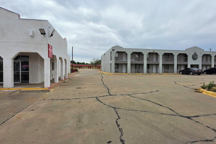 Property Grounds 8 of 13
