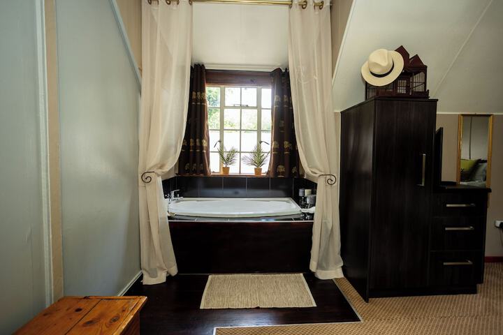 Room 14 of 84