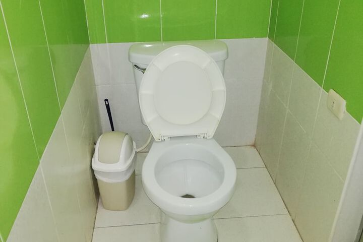 Room 15 of 23