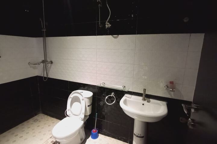 Room 18 of 36