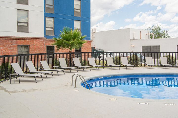 Pool 97 of 129