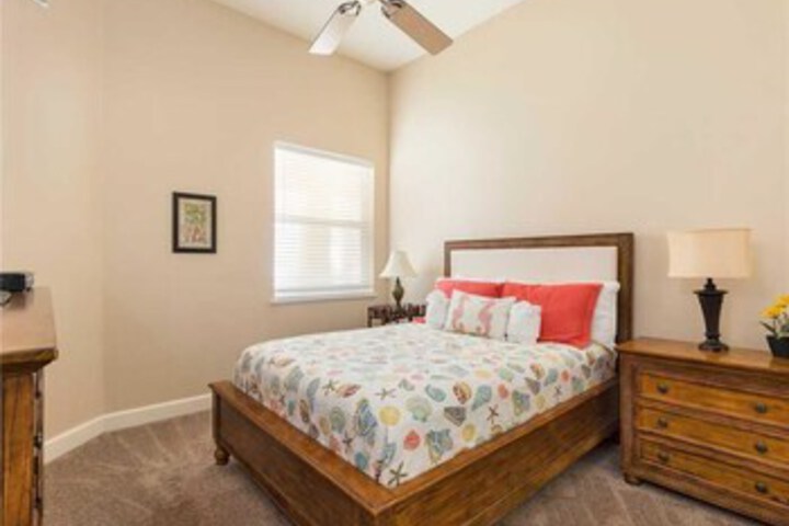 Room 42 of 45