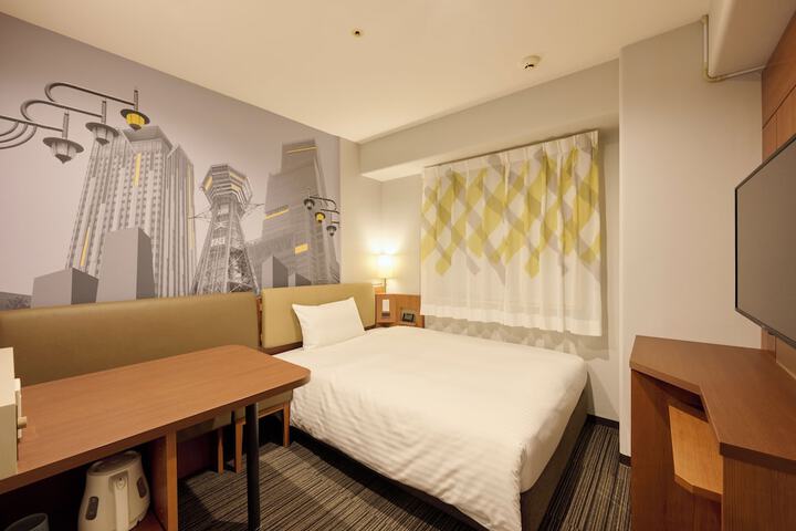 Room 6 of 21