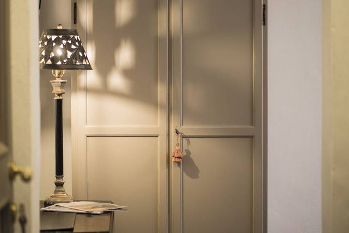 Room 10 of 70