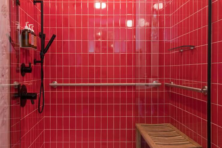 Bathroom shower
