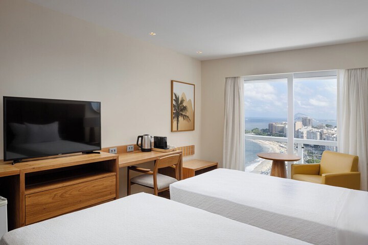 Room 70 of 120
