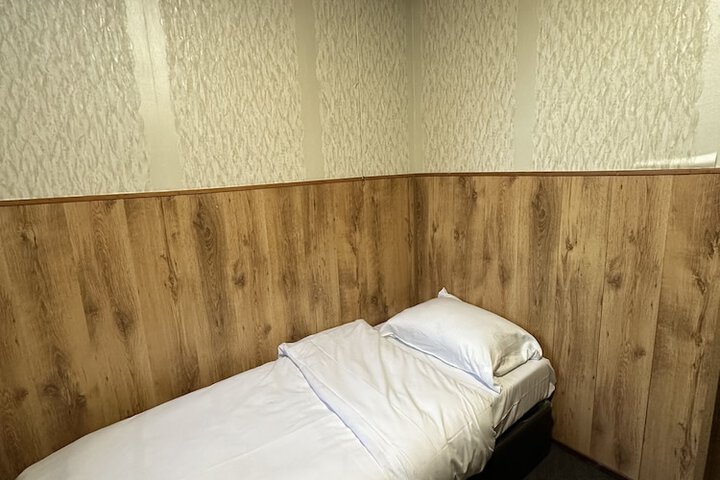 Room 7 of 56