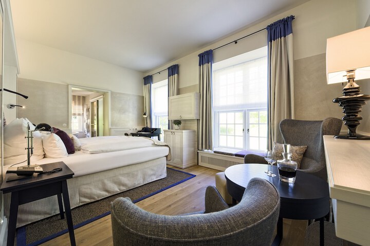 Room 16 of 114