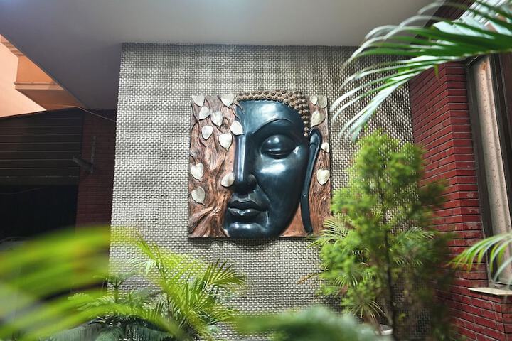 Hotel 43 of 44