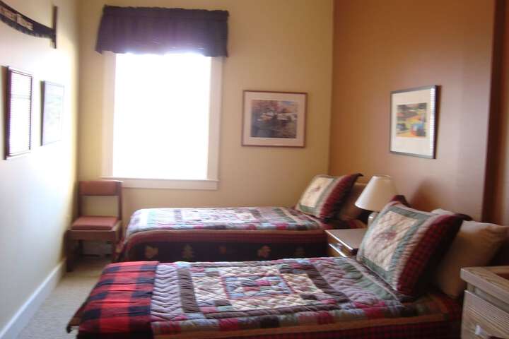 Room 5 of 46
