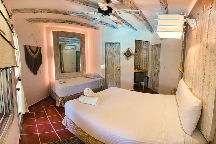 Room 19 of 94