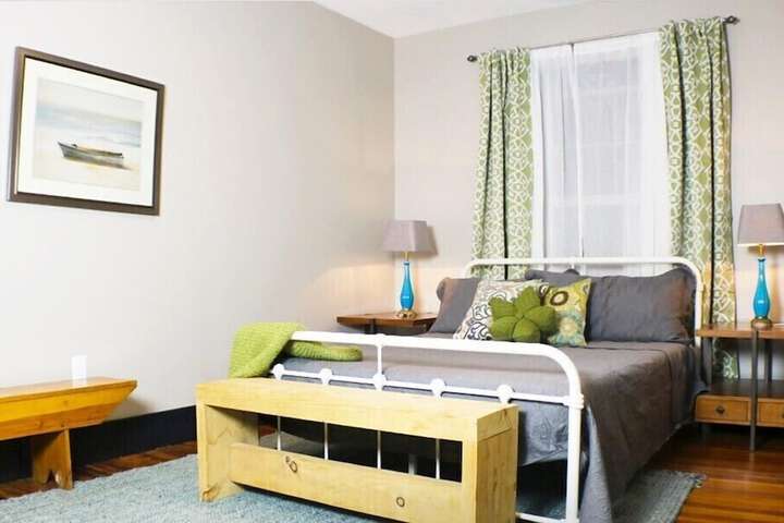 Room 16 of 29