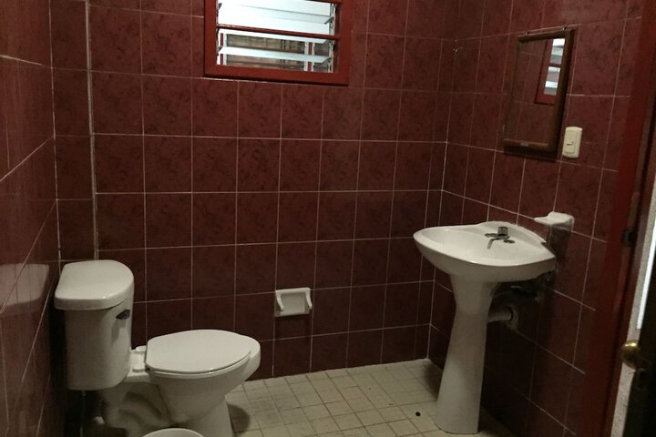 Room 16 of 19
