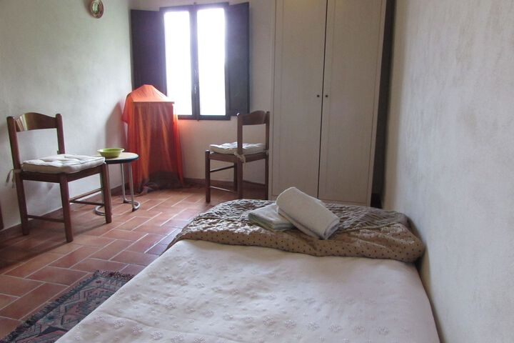 Room 35 of 43