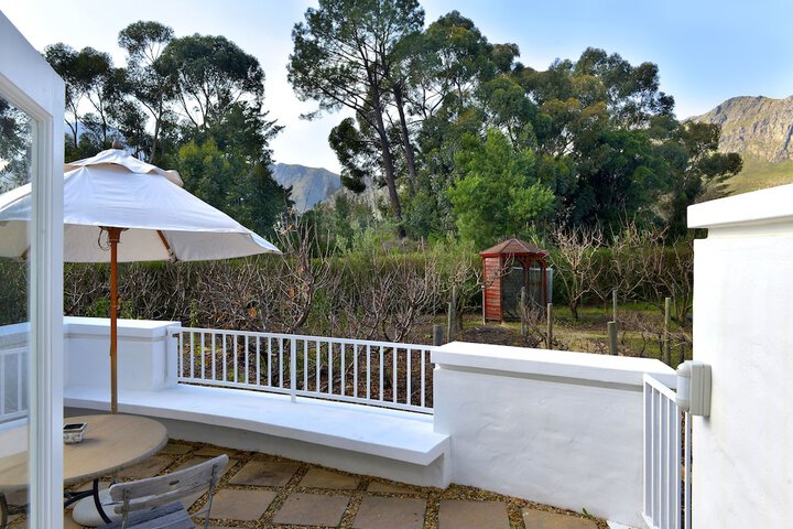 Terrace/Patio 17 of 40
