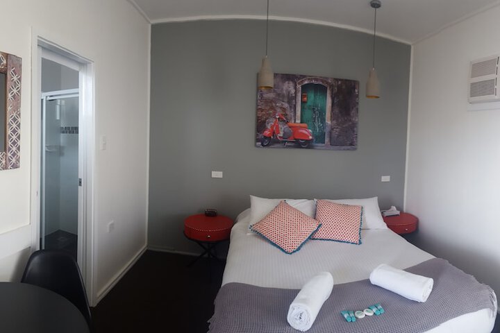 Room 7 of 67