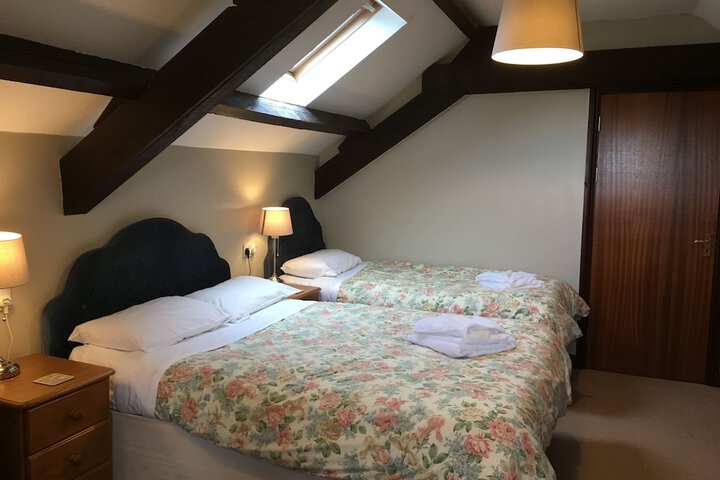 Room 5 of 46
