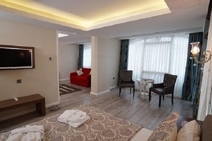 Room 14 of 31