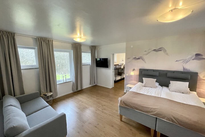 Room 17 of 68