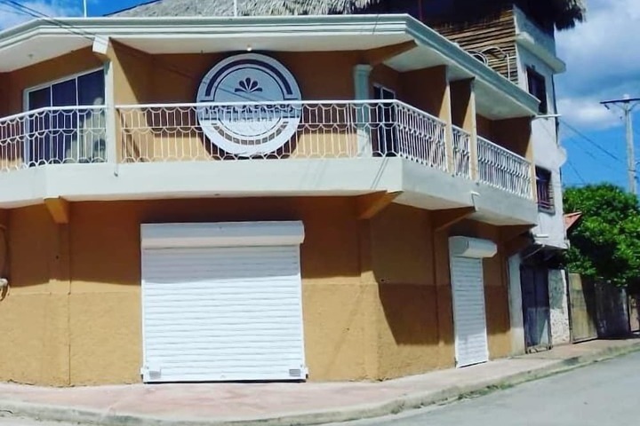 Hotel ALFARERO in Pedernales