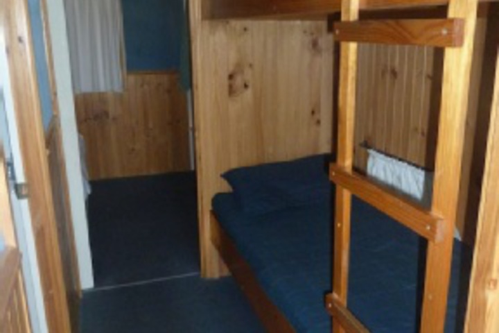 Room 275 of 300