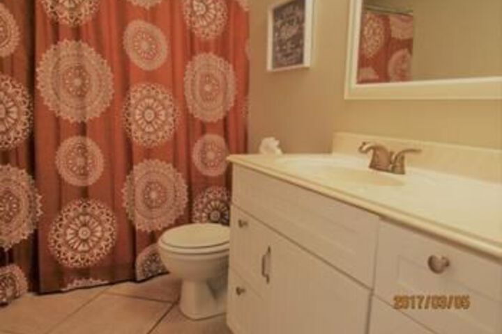 Room 3 of 94