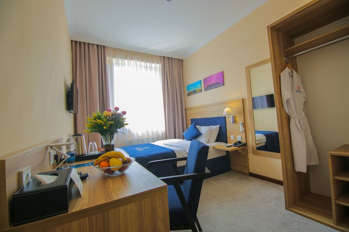 Room 11 of 47