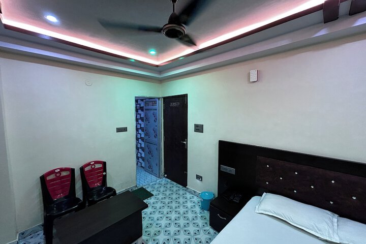 Room 12 of 41