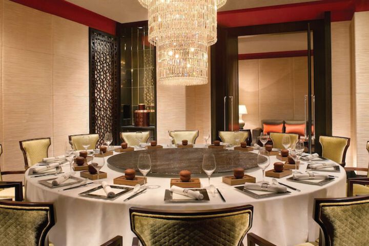 Dining 140 of 197