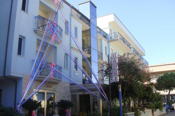 Hotel Capri