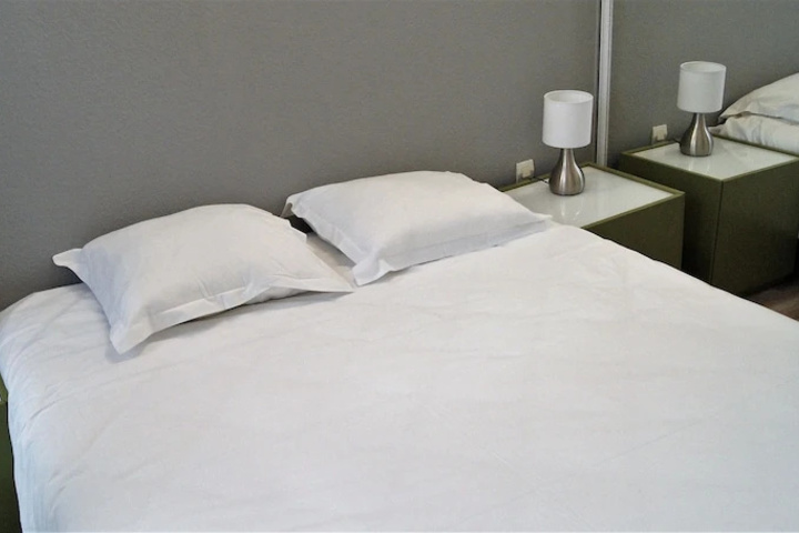 Room 2 of 12