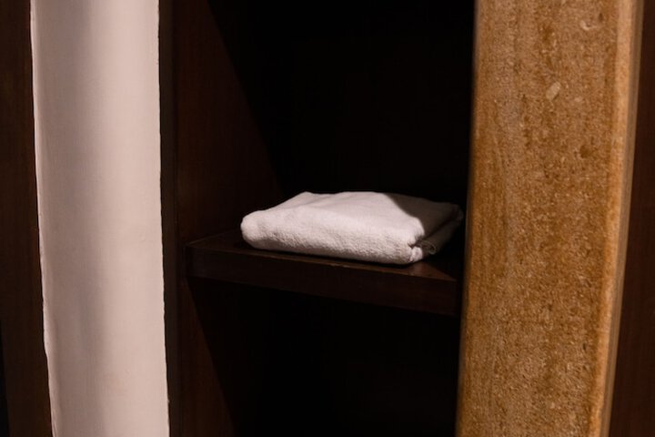 Room 74 of 108