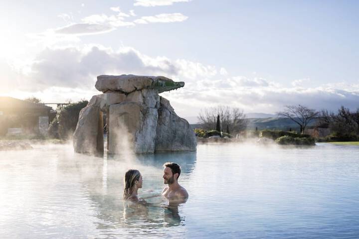Pool Hotel