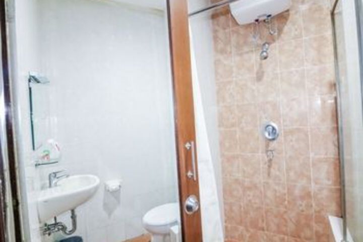 Room 5 of 39