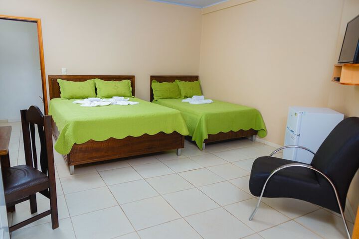 Room 6 of 44