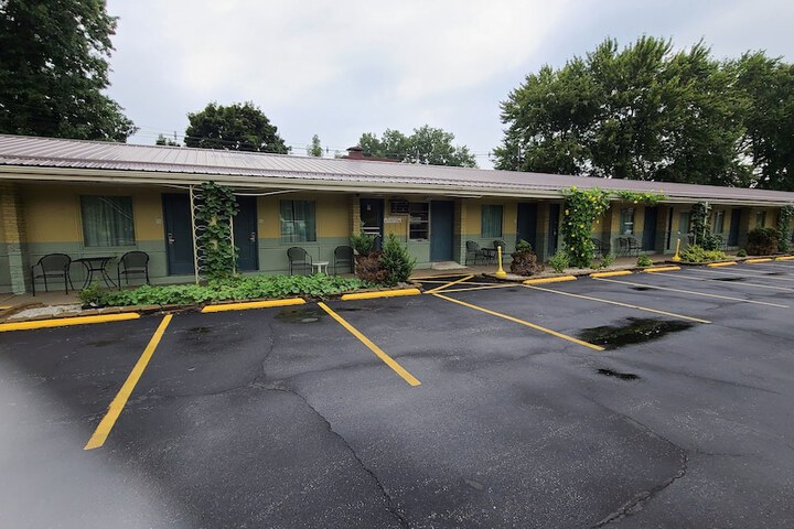 Hotel 16 of 18