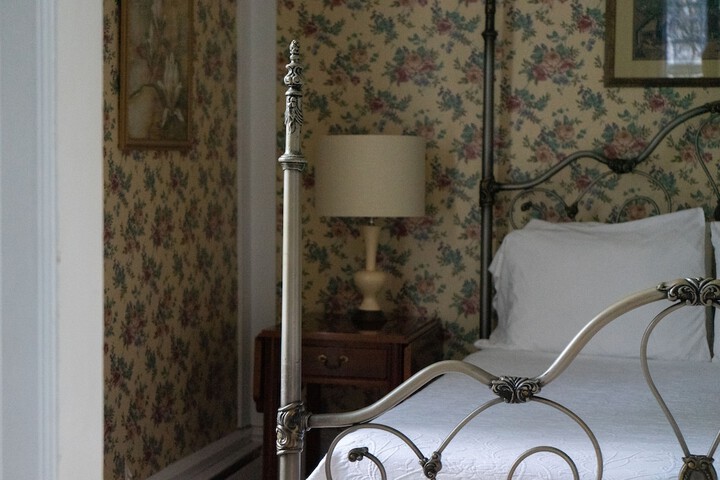 Room 32 of 75