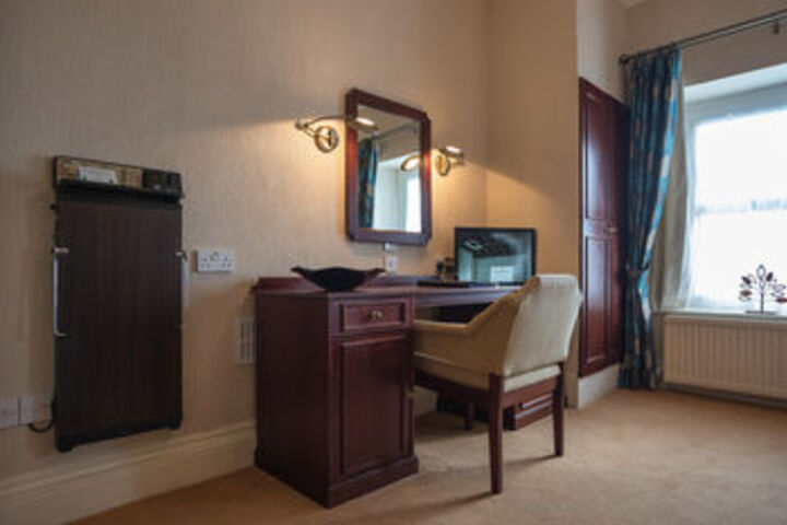 Room 35 of 47
