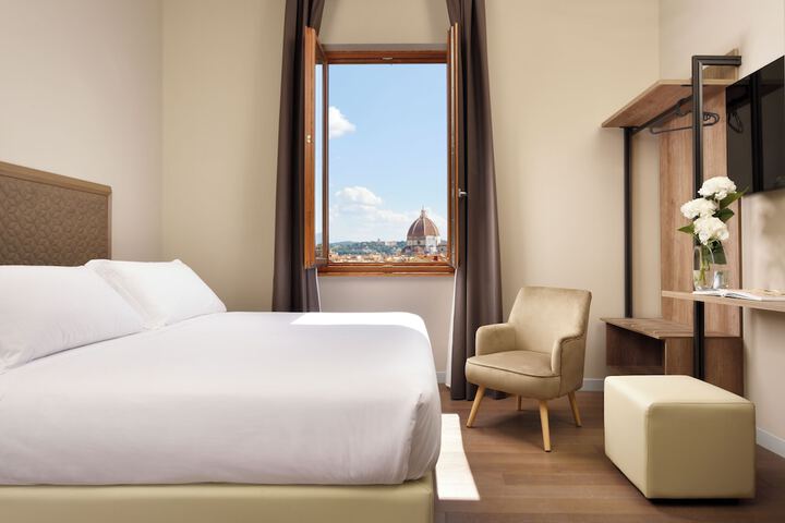 Room 2 of 16
