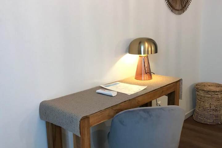 Room 10 of 49