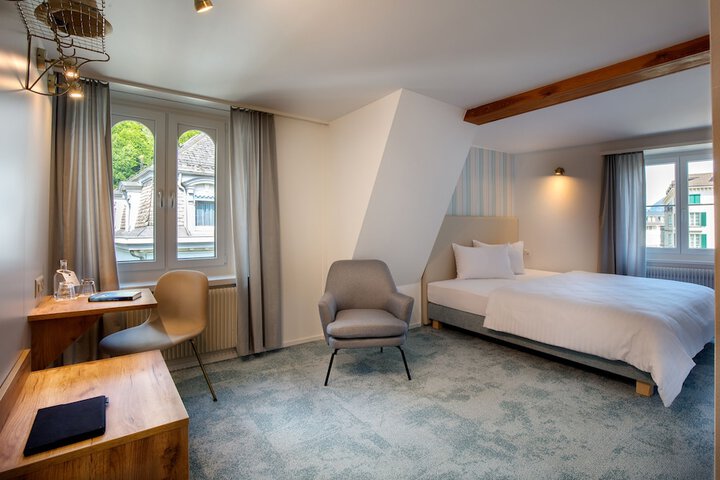 Room 5 of 29