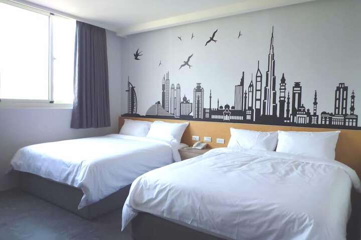 Room 30 of 118