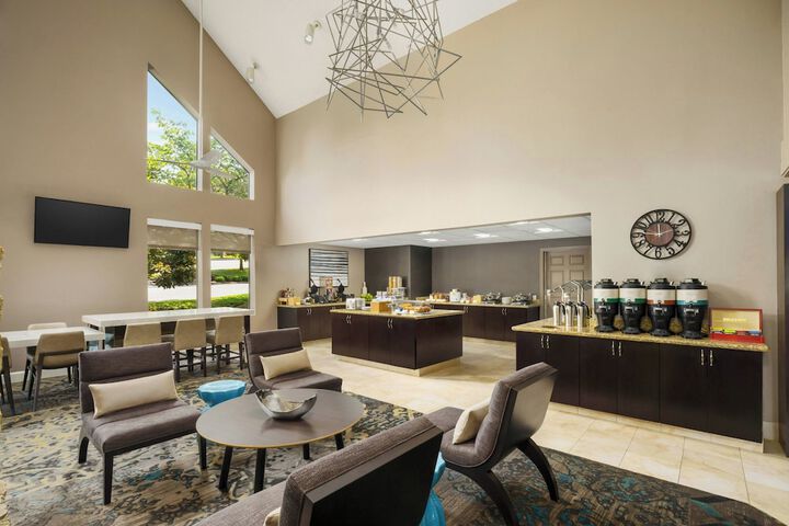 Breakfast/Coffee Service 27 of 31