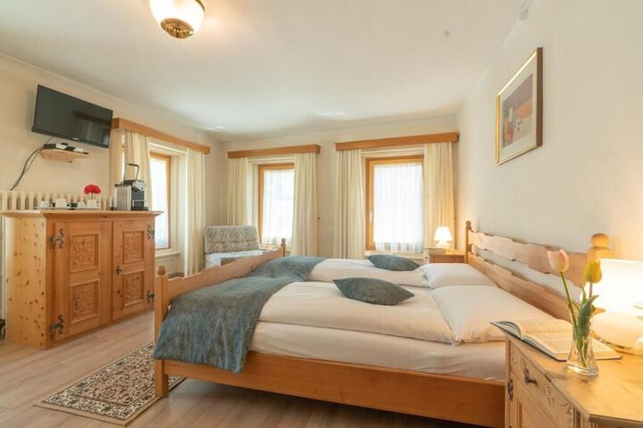 Room 2 of 21