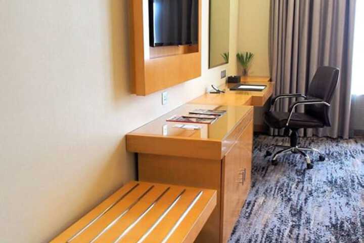 Room 7 of 72
