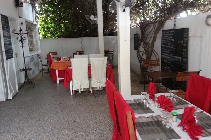 Dining 62 of 69